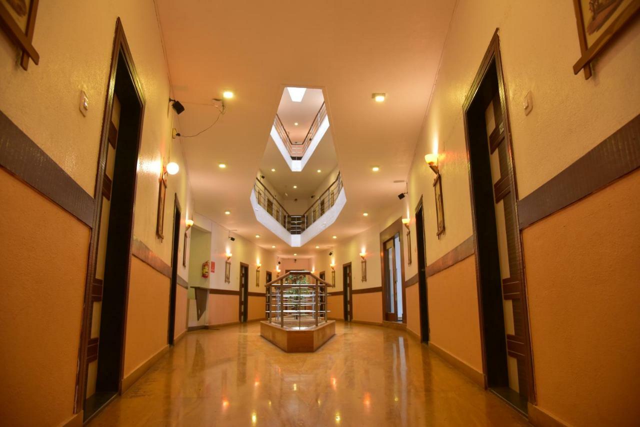 Palette - Spring Hills Resort Pirangut Exterior photo