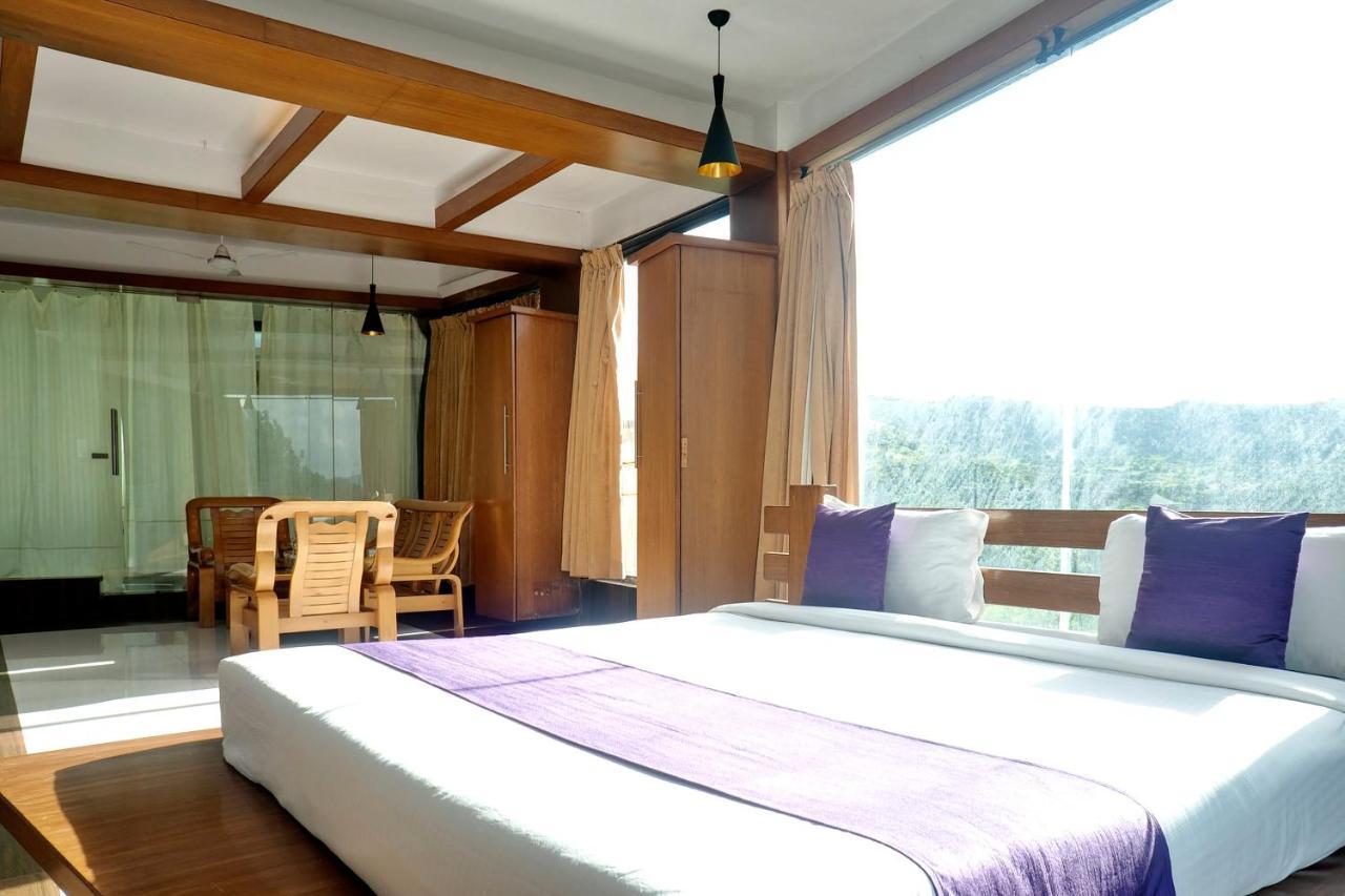 Palette - Spring Hills Resort Pirangut Exterior photo